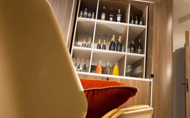 Eiffel Turenne Hotel