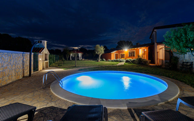 Pool & Spa House Betiga 2