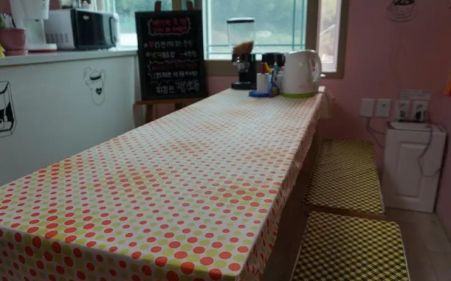 Suncheon Bay Atti Female Guesthouse (только для женщин)