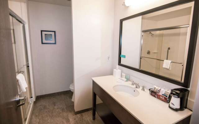 Hampton Inn & Suites Dallas/Frisco North-FieldhouseUSA