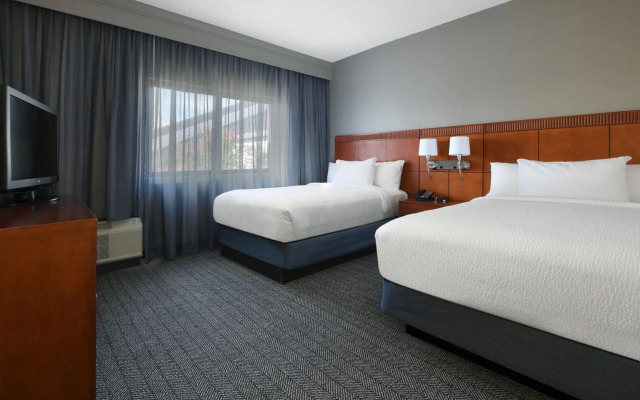 Courtyard by Marriott Dallas Las Colinas