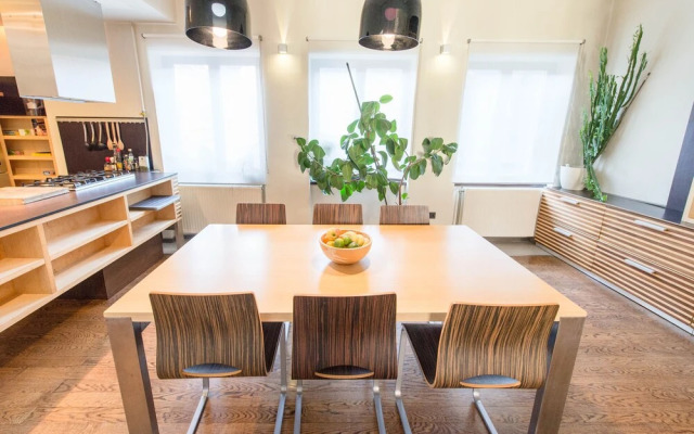 Venus Apartments - Parliament I