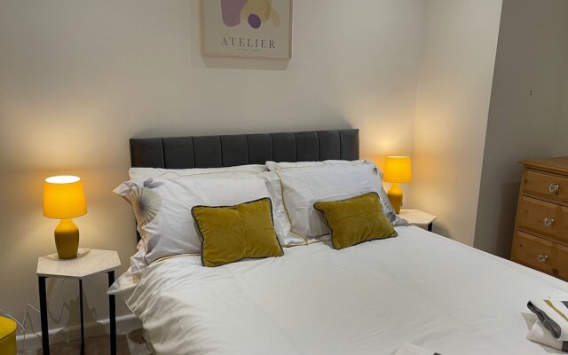 Central Nottingham Gem - Luxurious 2-bed Apartment