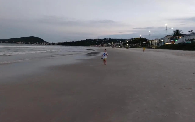 Apto El shadday 203 /150 metros do mar.