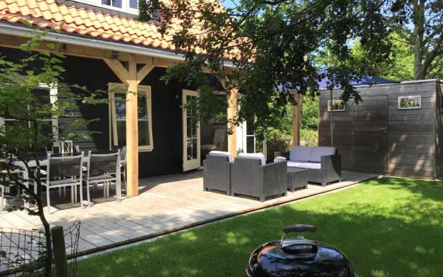 400 meter van het strand nieuwe luxe zomerwoning Oostkapelle