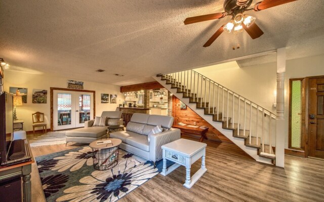 Texas River Haus LD1683