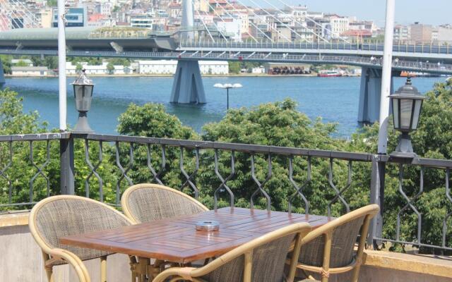 Galata Bridge Apart Istanbul