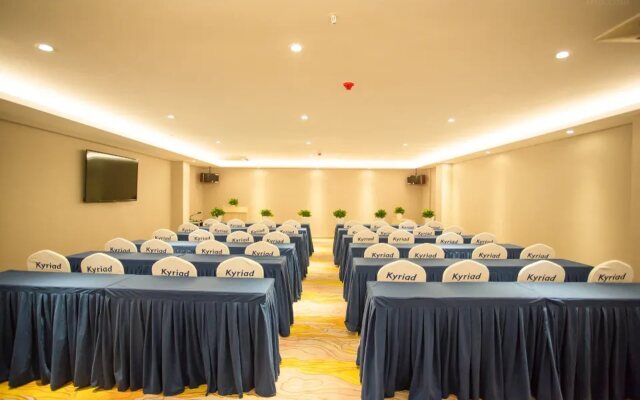 Kyriad Hotel (Guangzhou North Railway Station Metro Station)