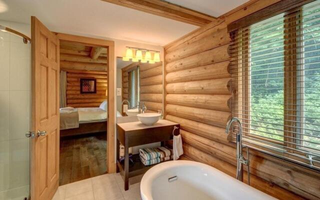 Blueberry Lake Resort