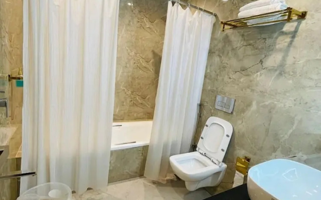 HOTEL DOUBLE CROWN Mumbai AIRPORT T2