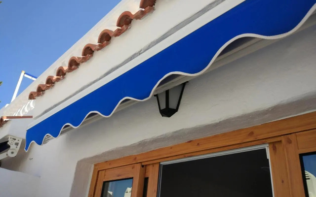 Los Cristianos studio, modern, spacious, pool,WiFi