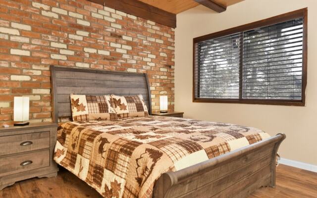 Whispering Forest Chalet #2169