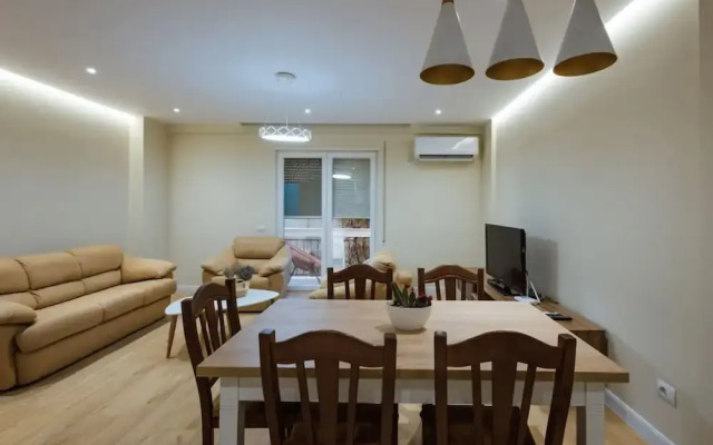 Grandpa s Apartment - Free Parking