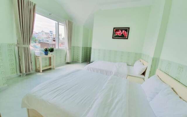 Dalat Pho Hotel