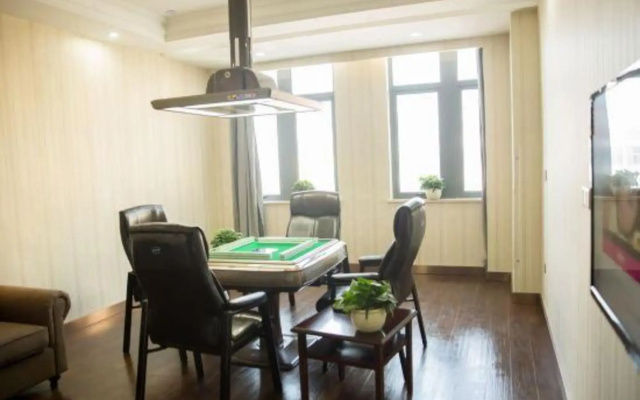Holiday Inn Hangzhou Jinxiu (Yuhang Wanda Plaza)