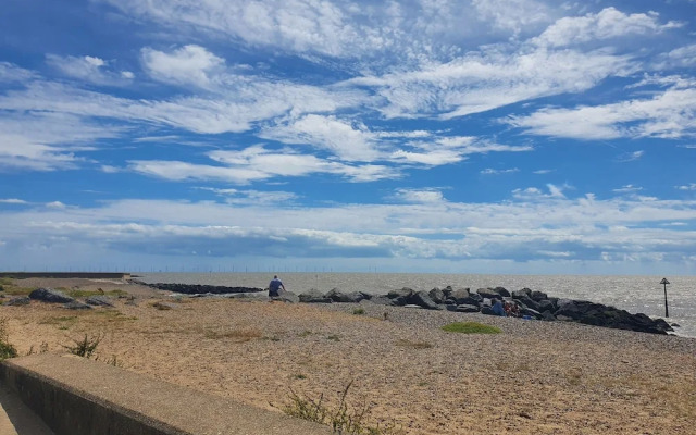 St Osyth- Sleeps8-freeparking-wifi-holidaypark