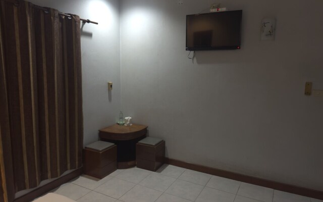 Maingam Resort