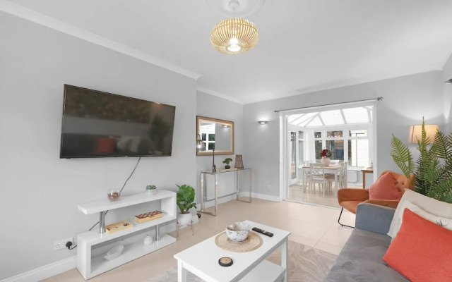 Keel Drive Modern 3 Bedroom Home