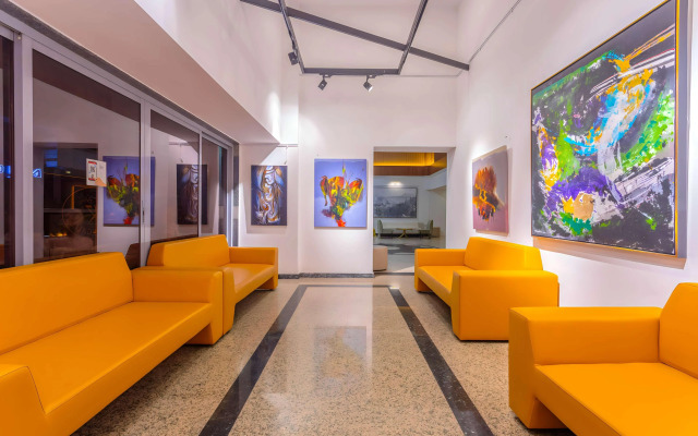 Best Western Plus Khan Hotel