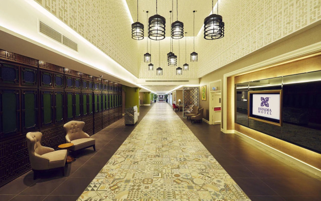 Estadia Hotel