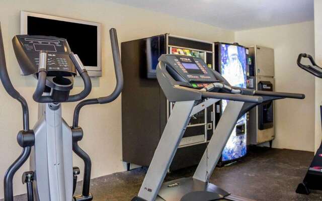 Quality Inn Waterbury East