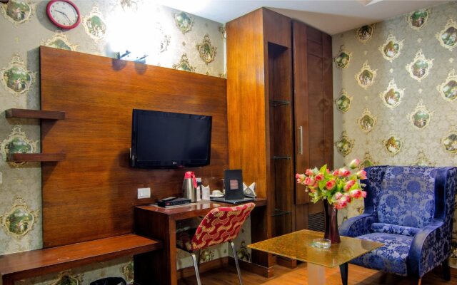 Hotel Omega Residency