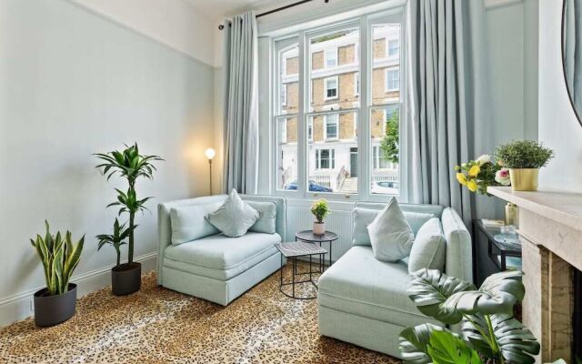 Elegant 1-bed Apt, Sleeps 4, in Chelsea