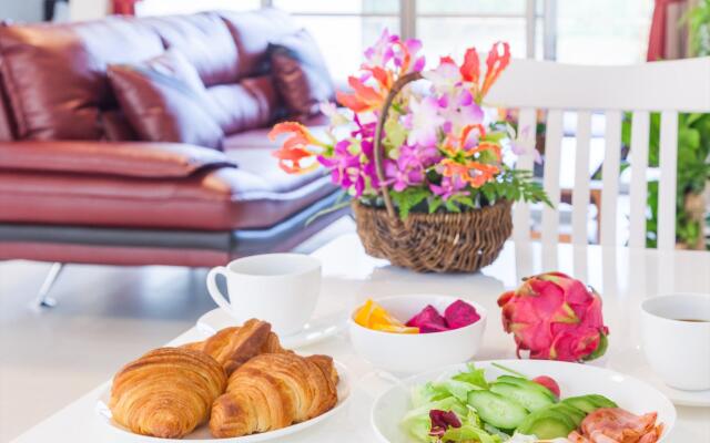 Kariyushi Condominium Resort Nago RB Villa
