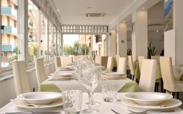 Hotel La Marina Mhotelsgroup