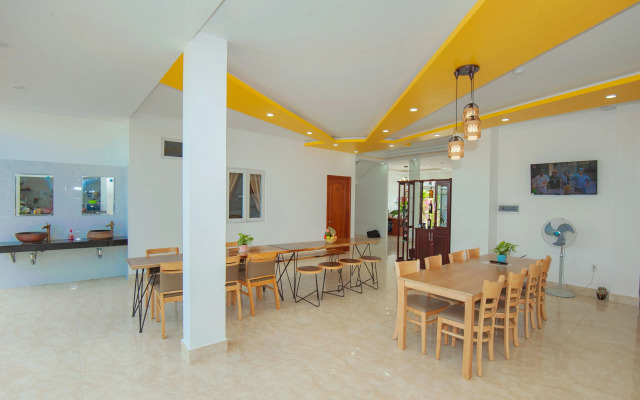 Yellow Daisy Villa