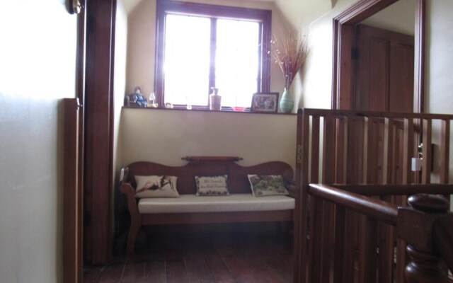 Holland House Bed & Breakfast