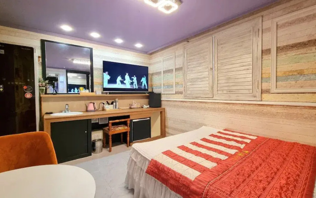 Tirol Motel