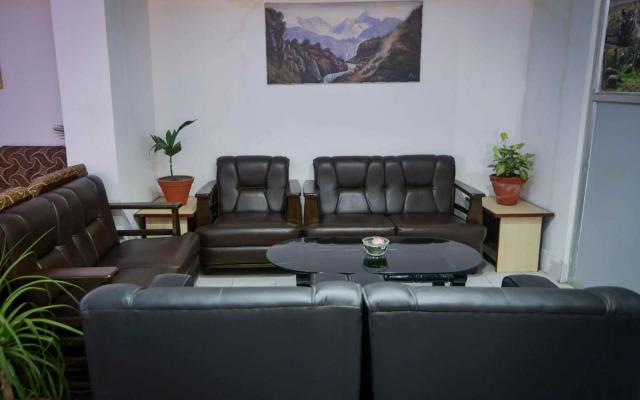 OYO 789 Hotel Shivam Plaza