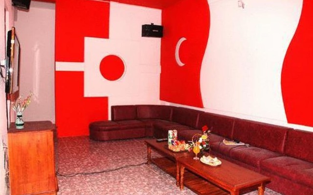 OYO 594 Cua Dai Beach