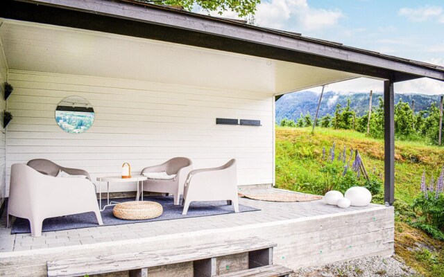 Beautiful Home in Ulvik With 4 Bedrooms and Wifi