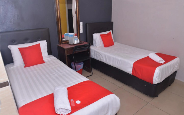 OYO 1190 Nice Stay Hotel