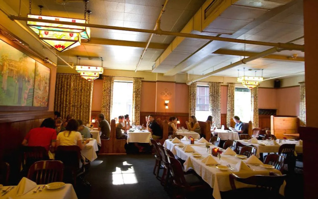 McMenamins Edgefield