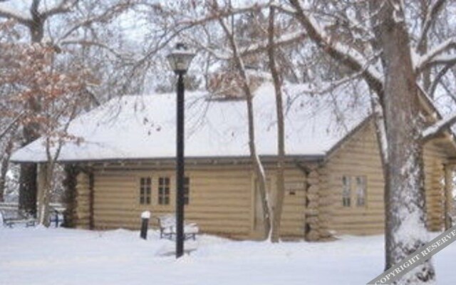 Starved Rock Lodge & Conference Center