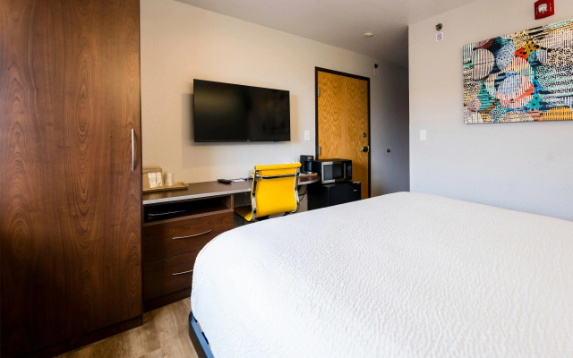 Microtel Inn & Suites by Wyndham Cheyenne