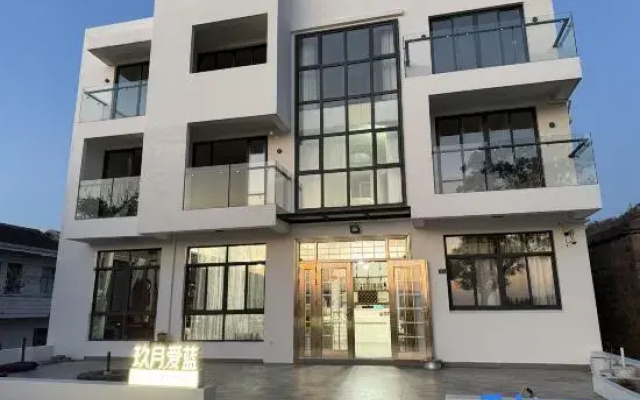 Shengsi Jiuyue Ailan Scenic Apartment
