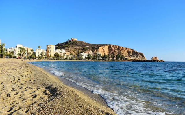 Dream Corner Facing the Sea