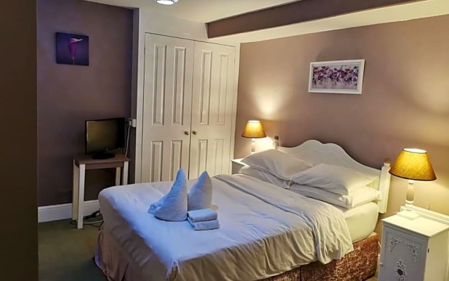The Compasses Inn
