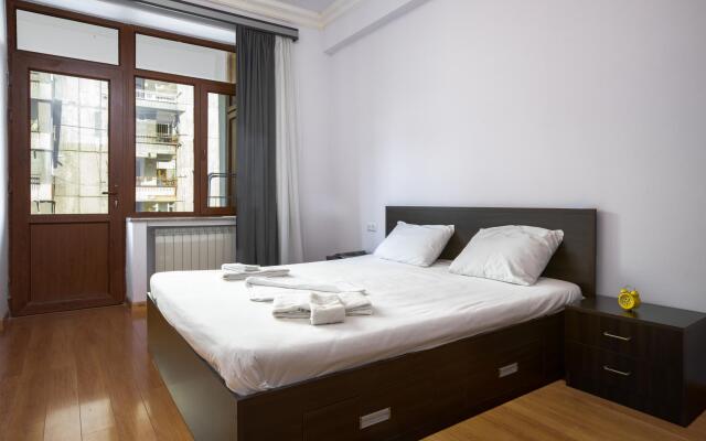 Stay Inn on Ekmalyan Street