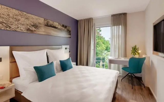 Amper Art Hotel