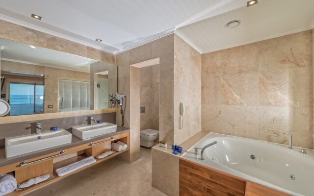 Kalibya World Resort & Spa Hotel