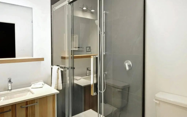 Blanc 24 - Les Chalets Alpins, Stoneham