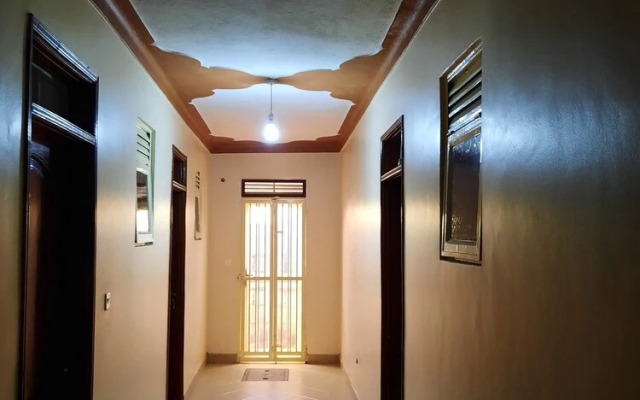 Airport Side Hotel Entebbe