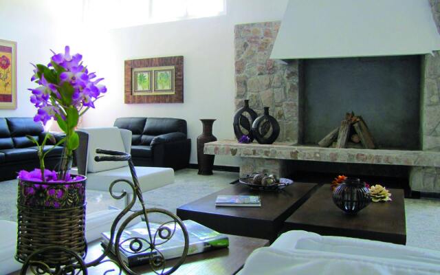 El Shadai Park Hotel
