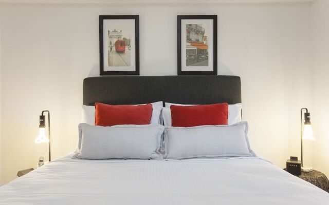 Boutique Stays - Wellington Mews, East Melbourne