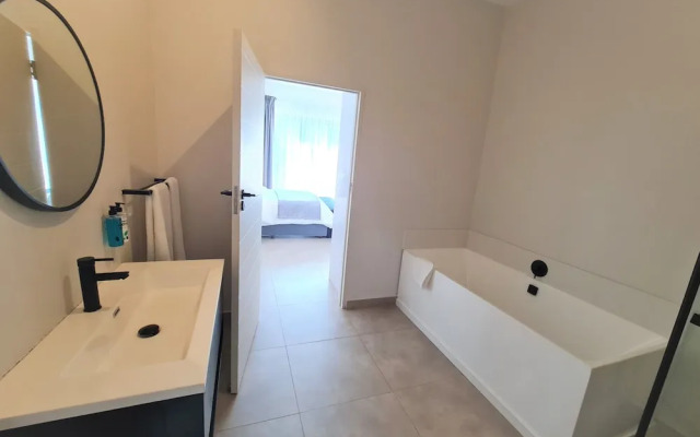 MINT Apartments Greenside
